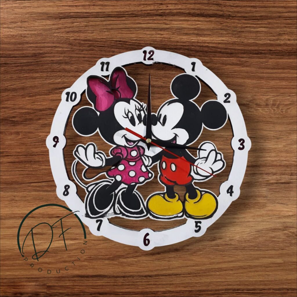 OROLOGIO ISPIRATO AL MONDO DISNEY